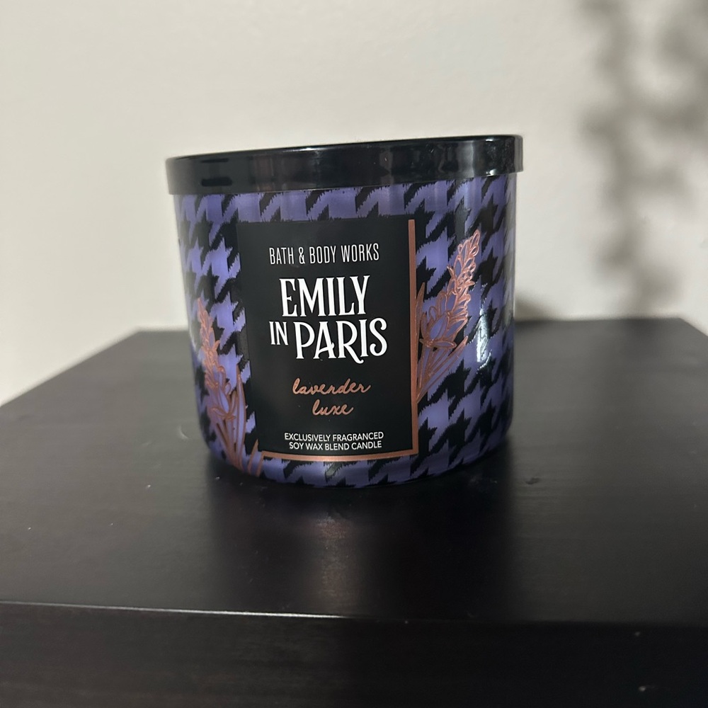 Bath and Bodyworks Emily in Paris “Lavender Luxe”